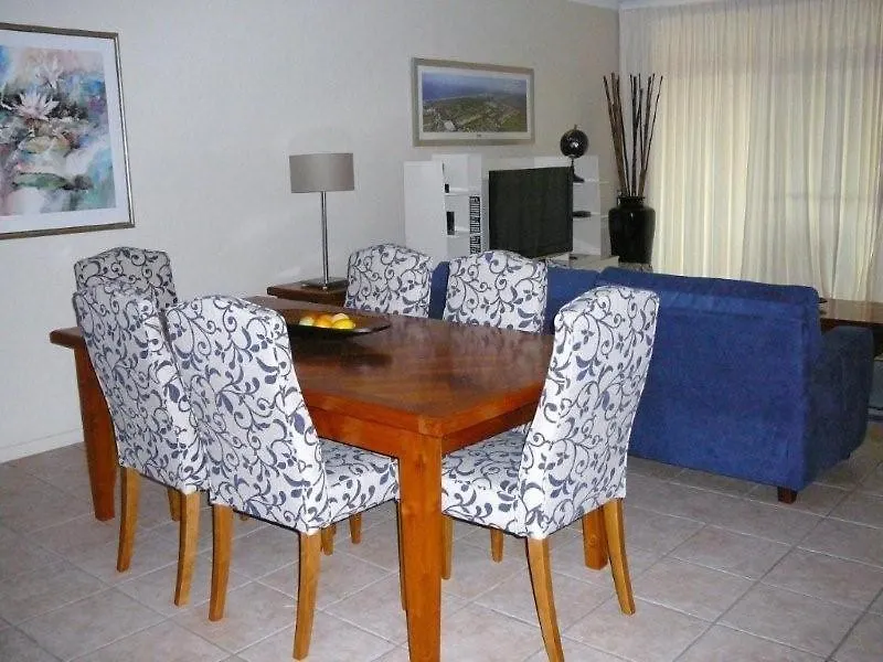 Magnolia Lane Apartments Twin Waters Aparthotel