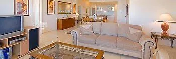 Magnolia Lane Apartments Twin Waters 4*,
