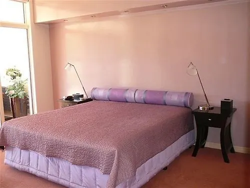 Aparthotel Magnolia Lane Apartments Twin Waters